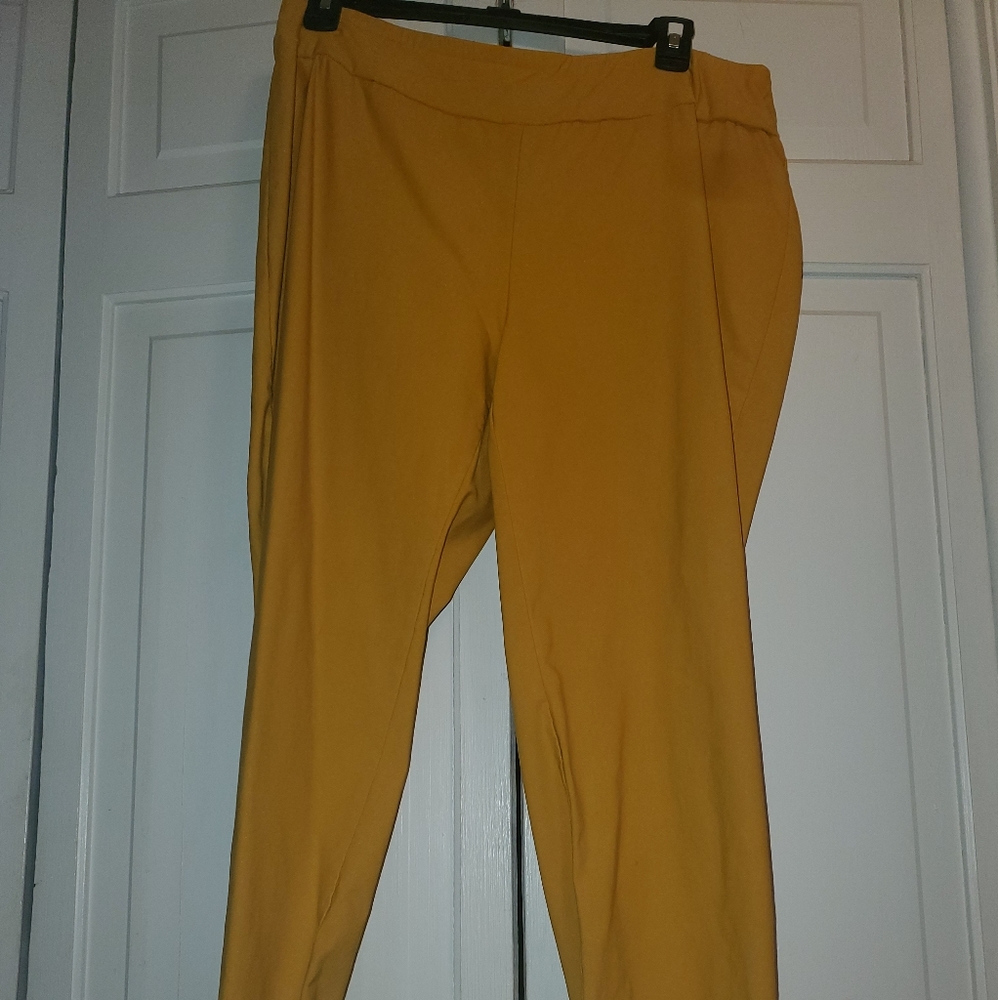 Ladies pants.